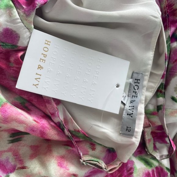 Hope & Ivy cowl neck maxi dress in mixed pink floral - Picture 3 of 3